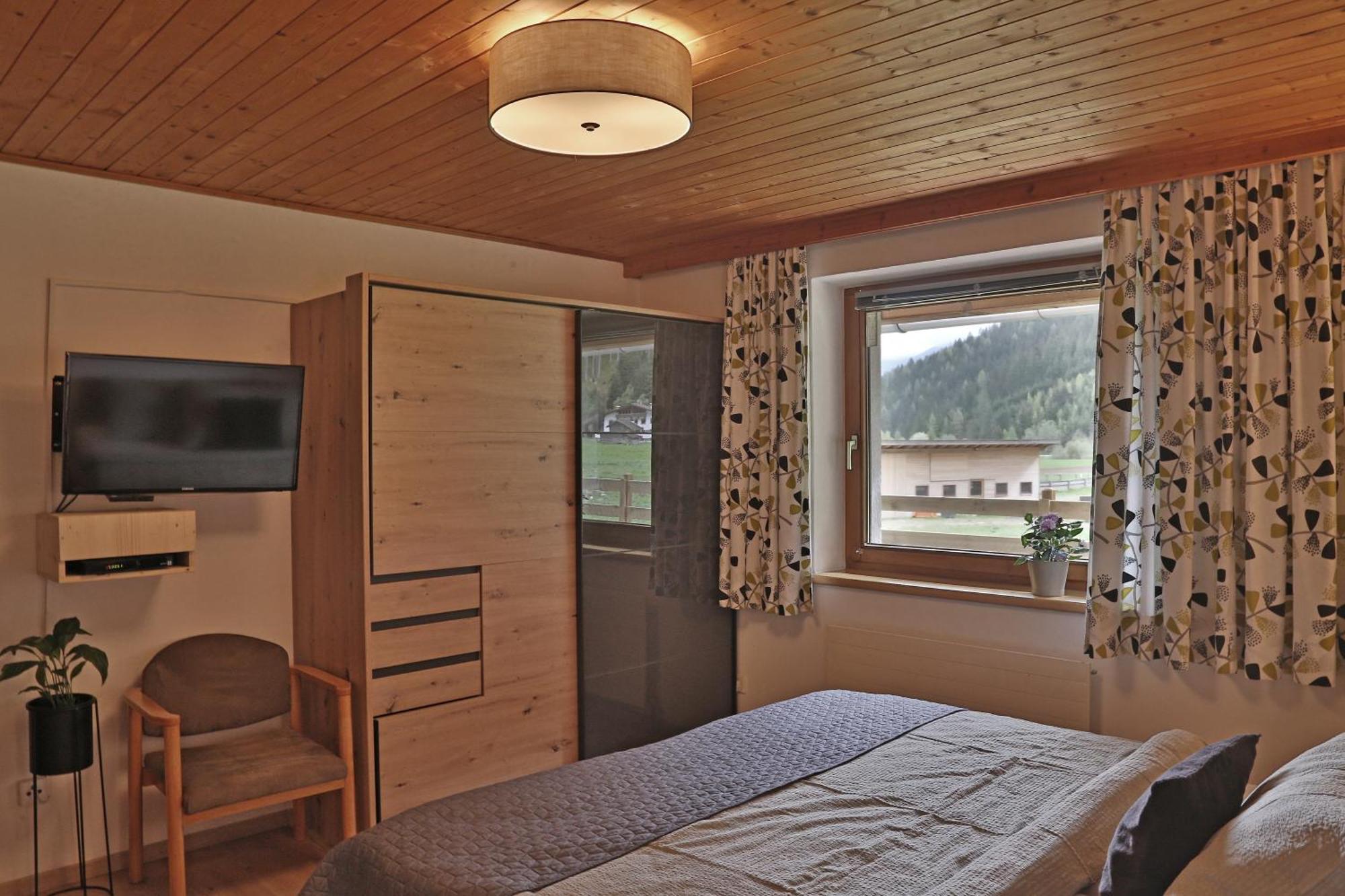 Apartment Alpenwelt Нойщифт им Щубайтал Екстериор снимка